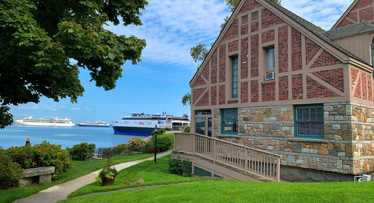 Holiday Inn Bar Harbor Regency Hotel By Ihg Esterno foto